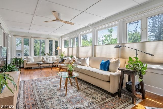 484 Pulis Ave, Franklin Lakes Boro, NJ 07417