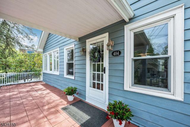 484 Pulis Ave, Franklin Lakes Boro, NJ 07417