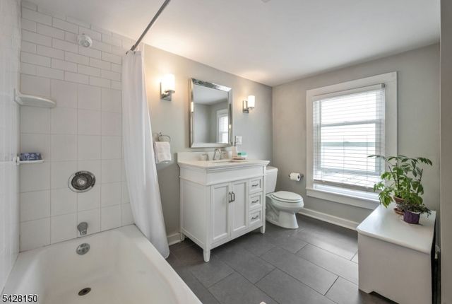 484 Pulis Ave, Franklin Lakes Boro, NJ 07417