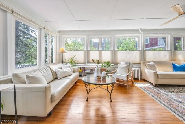 484 Pulis Ave, Franklin Lakes Boro, NJ 07417