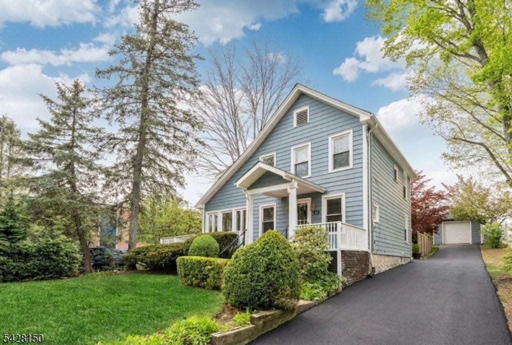 484 Pulis Ave, Franklin Lakes Boro, NJ 07417