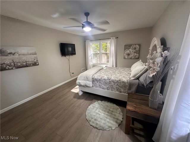 4001 W Ridgewood Drive, Parma, OH 44134