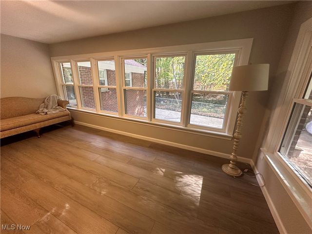 4001 W Ridgewood Drive, Parma, OH 44134