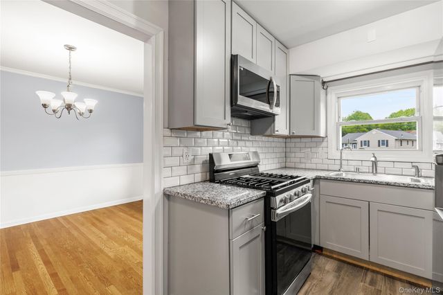 2 Clifford Place, Harrison, NY 10528