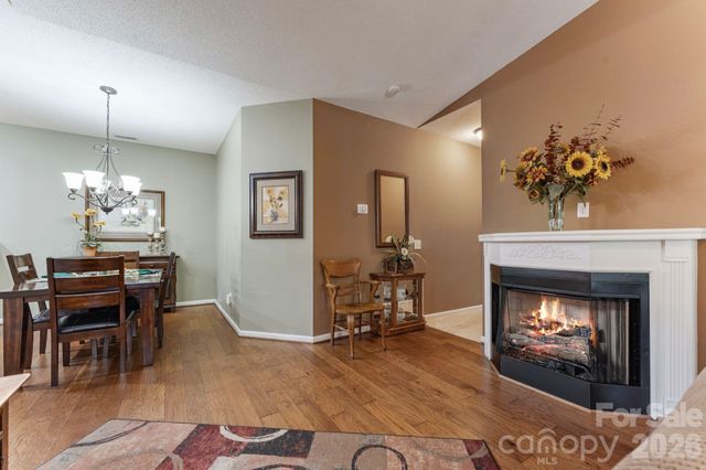16627 Timber Crossing Road, Charlotte, NC 28213