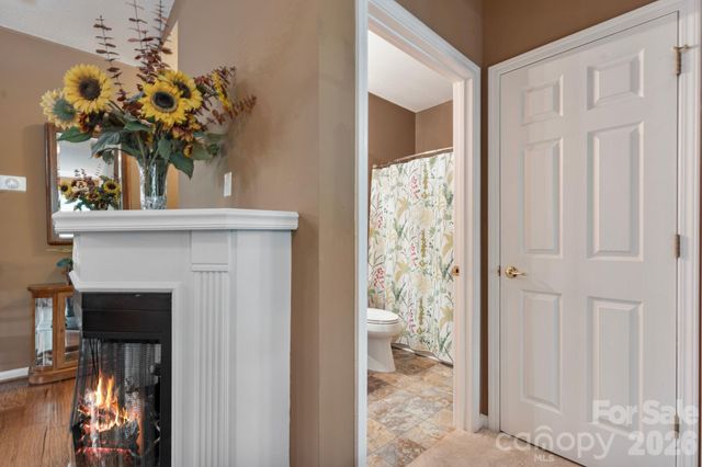 16627 Timber Crossing Road, Charlotte, NC 28213