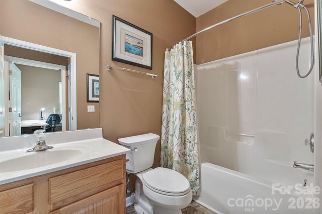 16627 Timber Crossing Road, Charlotte, NC 28213