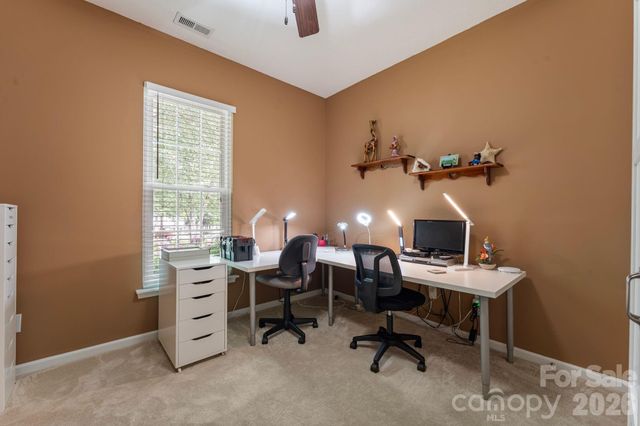 16627 Timber Crossing Road, Charlotte, NC 28213