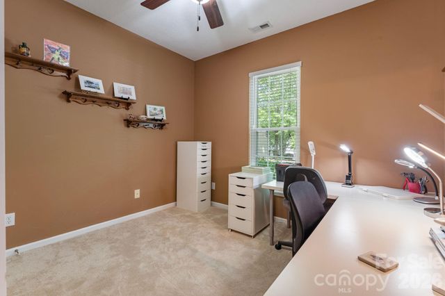 16627 Timber Crossing Road, Charlotte, NC 28213