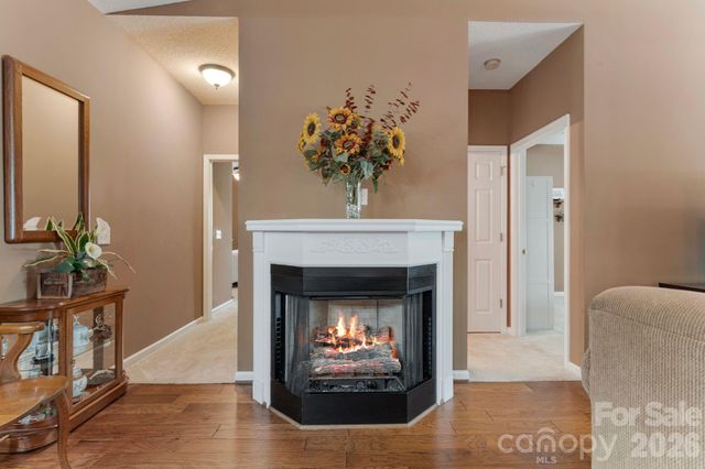 16627 Timber Crossing Road, Charlotte, NC 28213