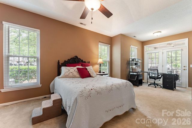 16627 Timber Crossing Road, Charlotte, NC 28213