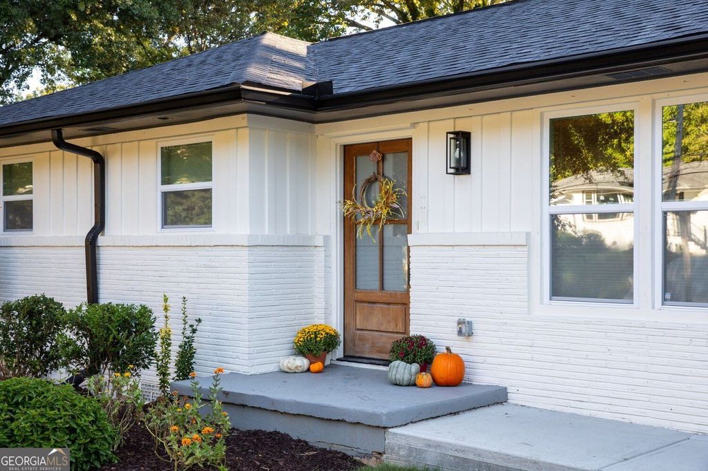 2088 Glendale Drive, Decatur, GA 30032 — exterior