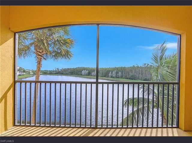 9566 TREVI CT # 4935, Naples, FL 34113