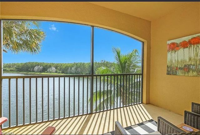 9566 TREVI CT # 4935, Naples, FL 34113