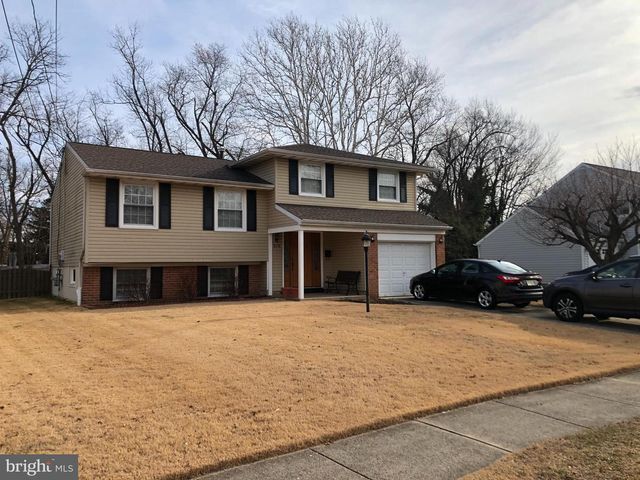 212 WINDING WAY RD, Stratford, NJ 08084