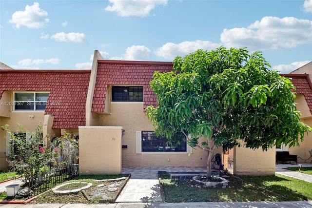86 Ann Lee Lane, Tamarac, FL 33319