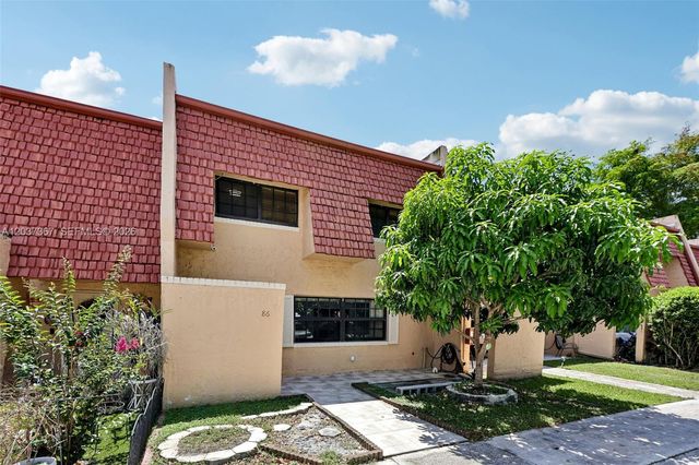 86 Ann Lee Lane, Tamarac, FL 33319