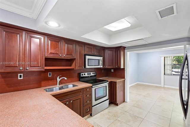 86 Ann Lee Lane, Tamarac, FL 33319