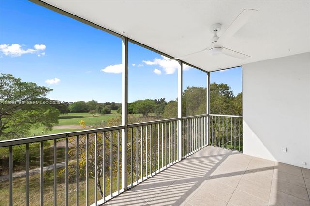 3050 N Palm Aire Drive 501, Pompano Beach, FL 33069