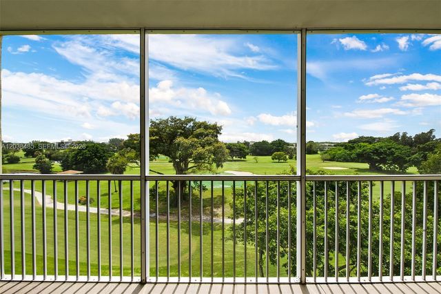 3050 N Palm Aire Drive 501, Pompano Beach, FL 33069