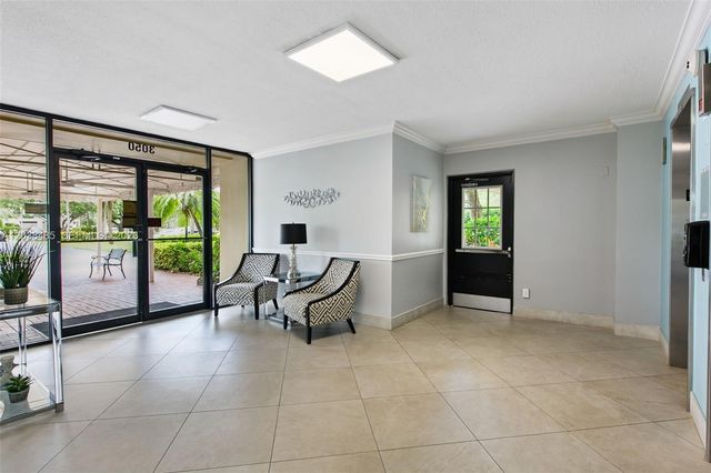 3050 N Palm Aire Drive 501, Pompano Beach, FL 33069