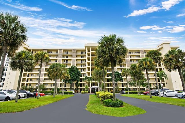3050 N Palm Aire Drive 501, Pompano Beach, FL 33069