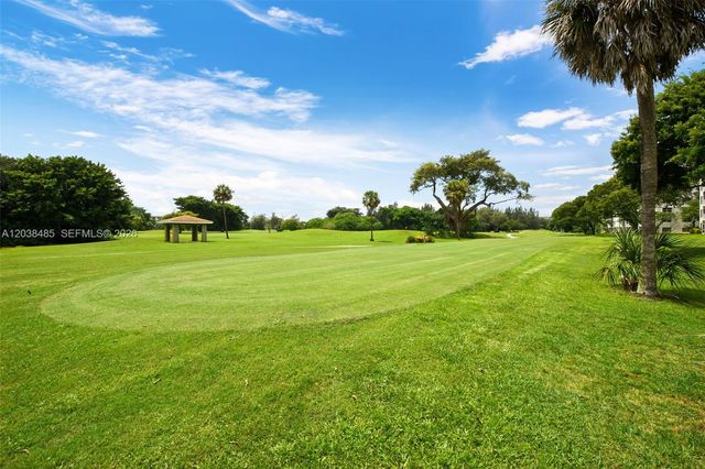 3050 N Palm Aire Drive 501, Pompano Beach, FL 33069