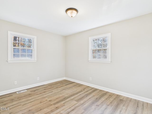 3804 Kenwood Drive, Hillsborough, NC 27278