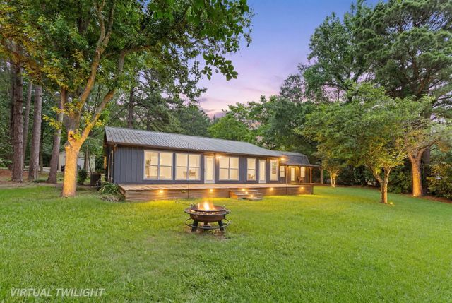 331 Spring Creek Drive, Mount Vernon, TX 75457