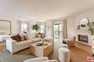 11737 Darlington Avenue 202, Los Angeles, CA 90049