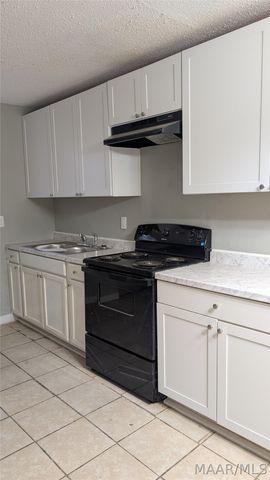 1703 -1803 Voeglin Avenue, Selma, AL 36701