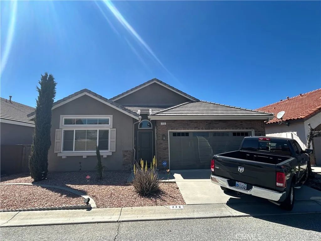 772 St. Alban, San Jacinto, CA 92583