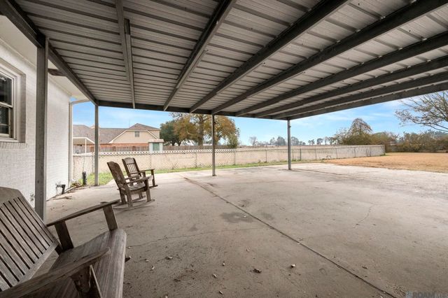 1226 Mississippi St, Donaldsonville, LA 70346