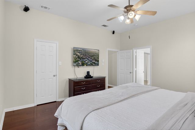 1410 Oxbow Drive, Cedar Hill, TX 75104