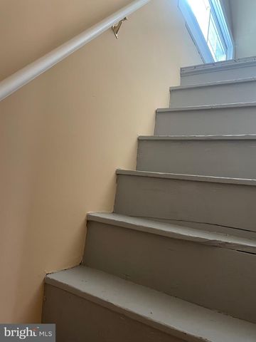 212 VIRGINIA AVE, Wilmington, DE 19805