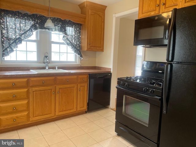 212 VIRGINIA AVE, Wilmington, DE 19805