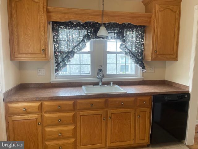 212 VIRGINIA AVE, Wilmington, DE 19805