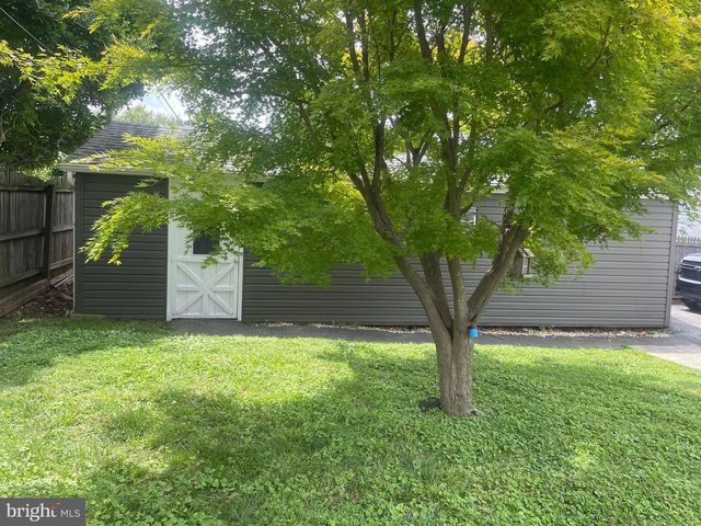 212 VIRGINIA AVE, Wilmington, DE 19805