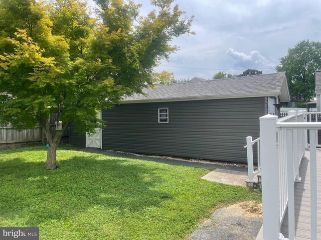 212 VIRGINIA AVE, Wilmington, DE 19805