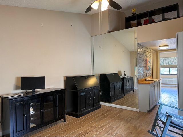 20893 HAULOVER COVE E 2, Lutz, FL 33558