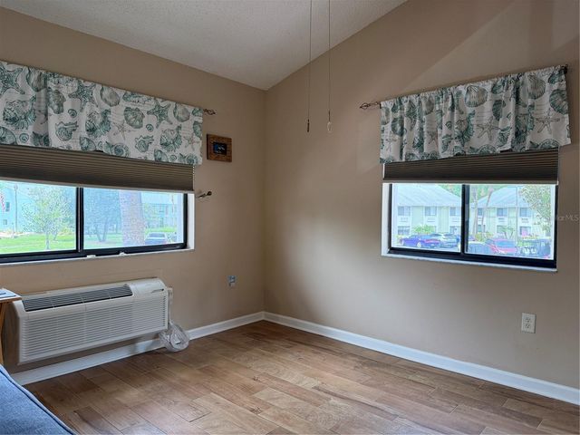 20893 HAULOVER COVE E 2, Lutz, FL 33558