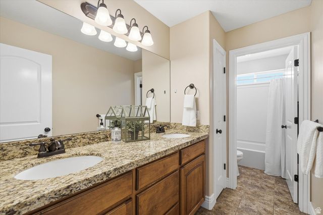 757 W MARE CIR, Kaysville, UT 84037