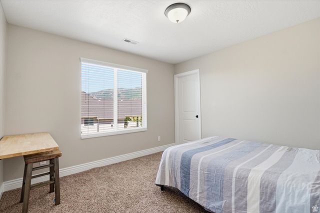 757 W MARE CIR, Kaysville, UT 84037