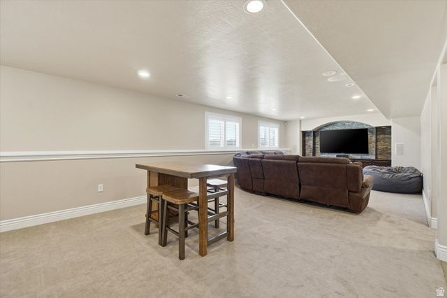 757 W MARE CIR, Kaysville, UT 84037