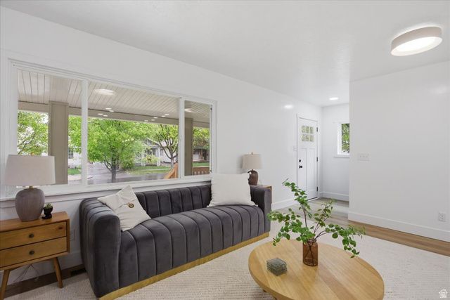 648 E GARFIELD AVE, Salt Lake City, UT 84105