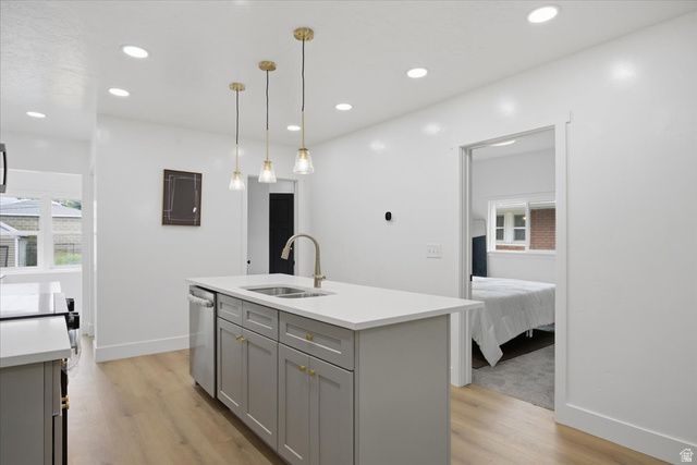 648 E GARFIELD AVE, Salt Lake City, UT 84105