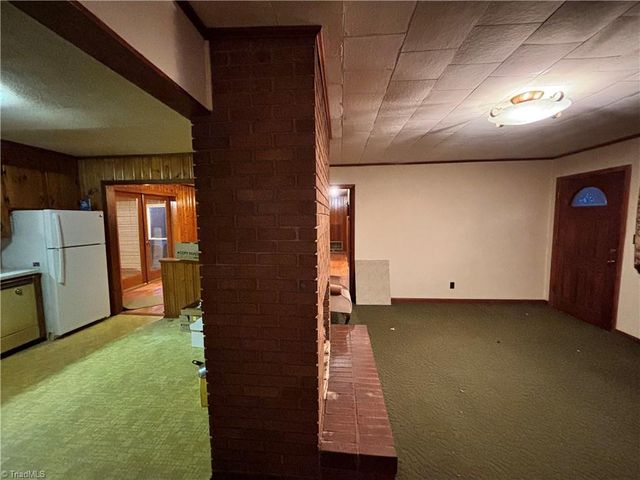 4140 Westfield Road, Mount Airy, NC 27030