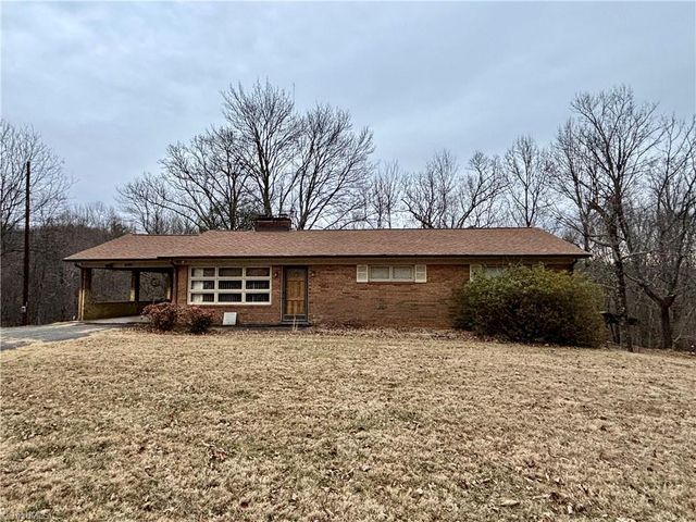 4140 Westfield Road, Mount Airy, NC 27030