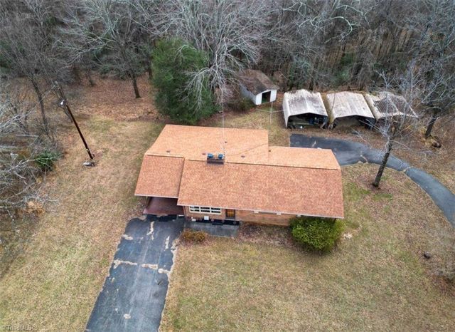 4140 Westfield Road, Mount Airy, NC 27030