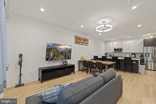 119 GREENWICH ST #8, Philadelphia, PA 19147